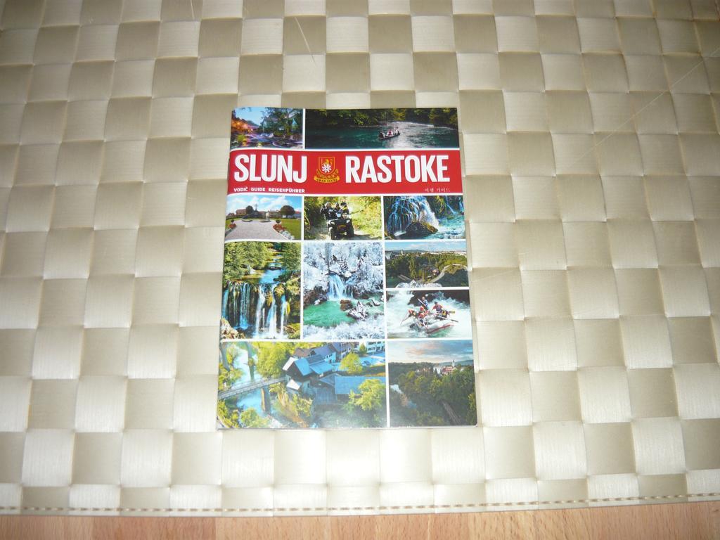 Guest House Tena Szluin Kültér fotó